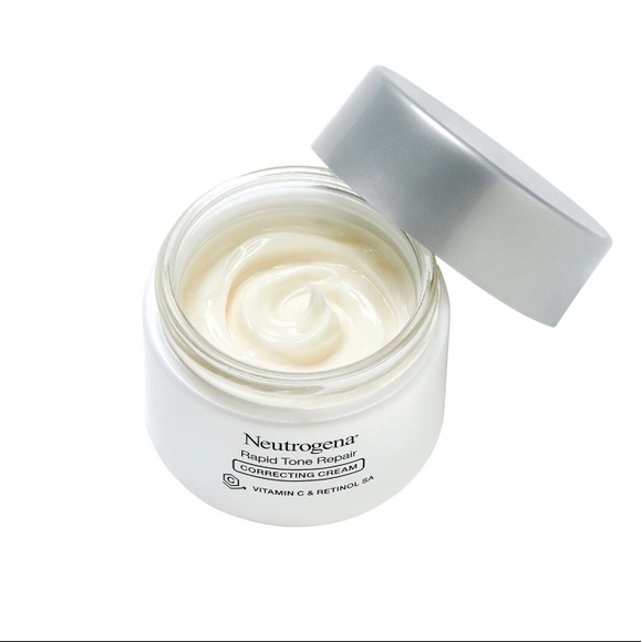 Neutrogena Rapid Tone Repair ~ 20% vitamin C correcting cream - Picture 10 of 13